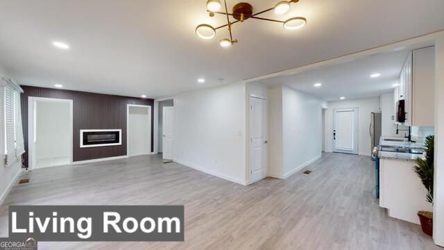 1519 Venetian DR SW