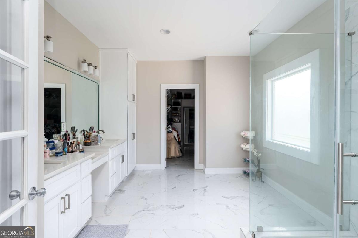 Hull, Georgia 30646, United States, 5 Bedrooms Bedrooms, ,5 BathroomsBathrooms,Residential,Active,139983