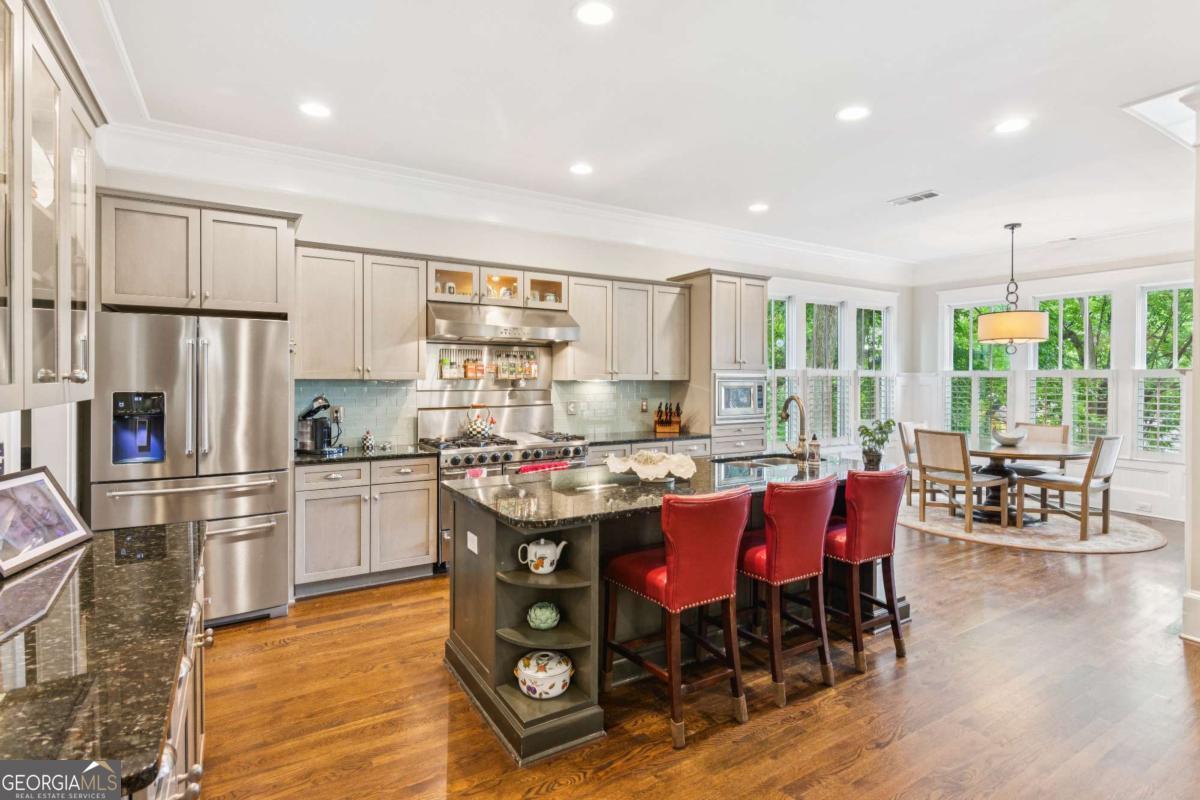 637 John Wesley Dobbs AVE NE