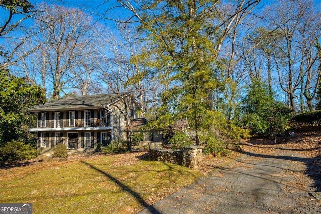 Photo of 6340 Aberdeen Drive NE, Sandy Springs, GA 30328 (MLS # 10719910)