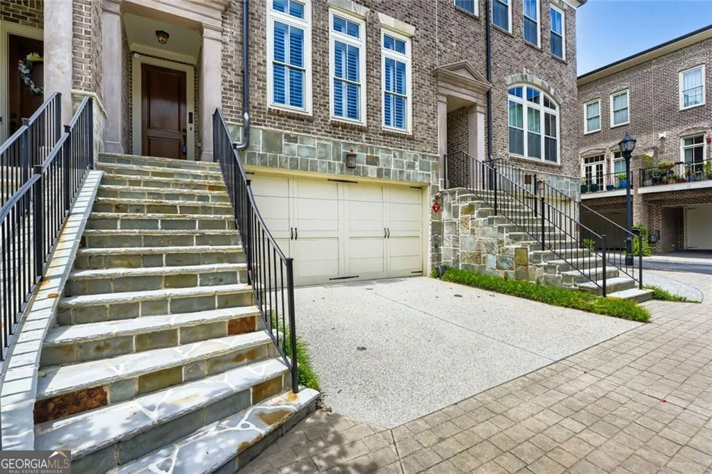 58 Sheridan Drive Unit 7
