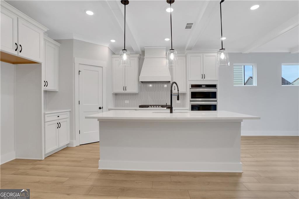 1829 Coffee LN