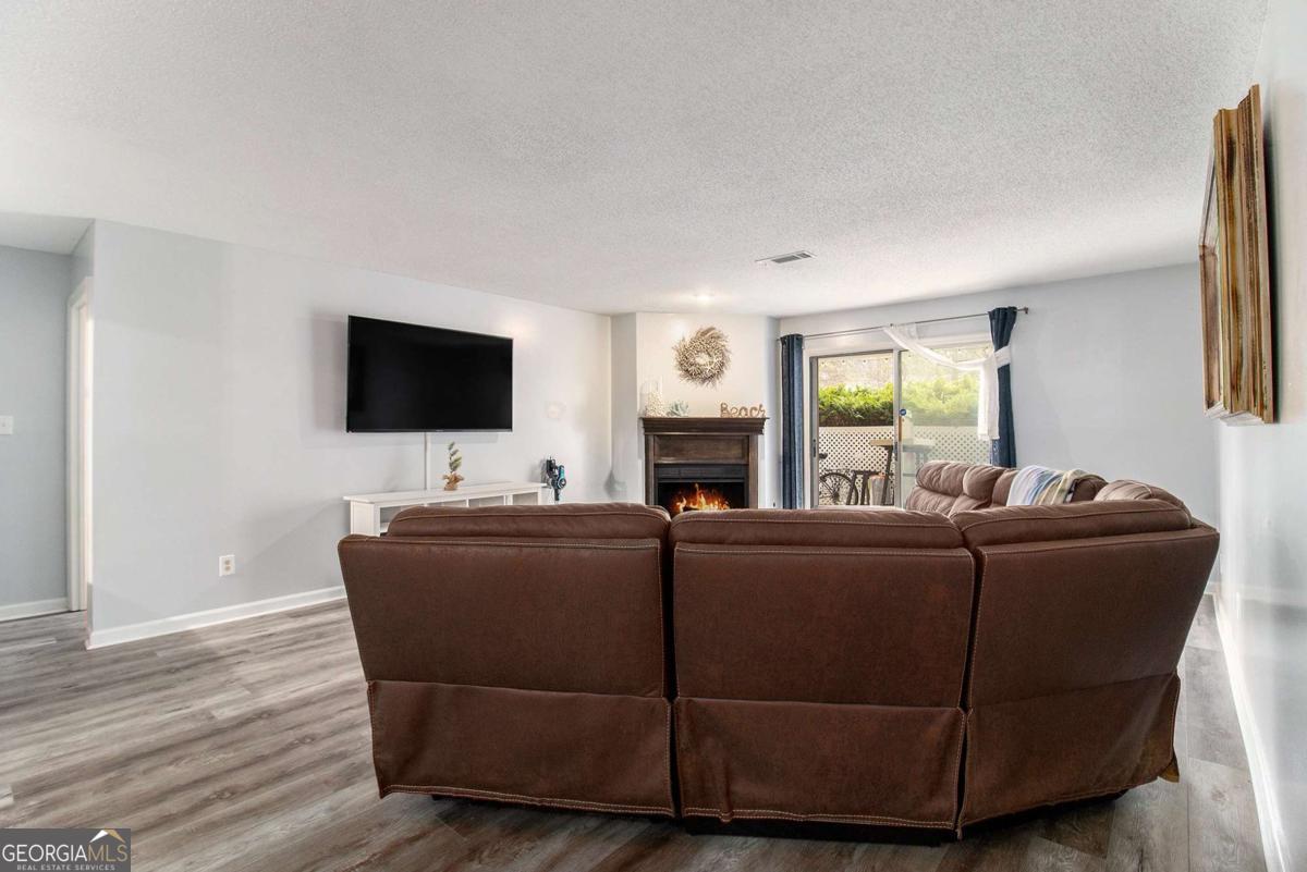 813 Ridgefield DR