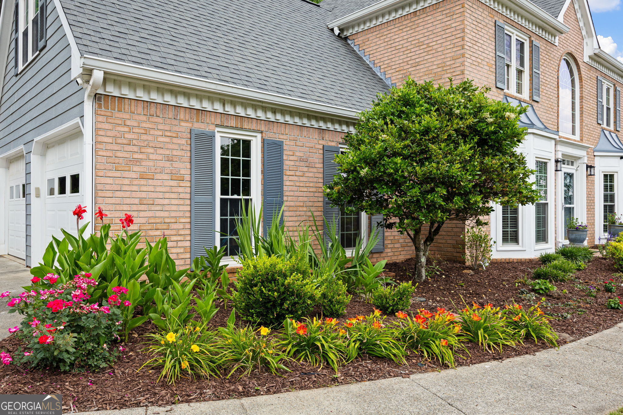 2687 Catawba DR NW