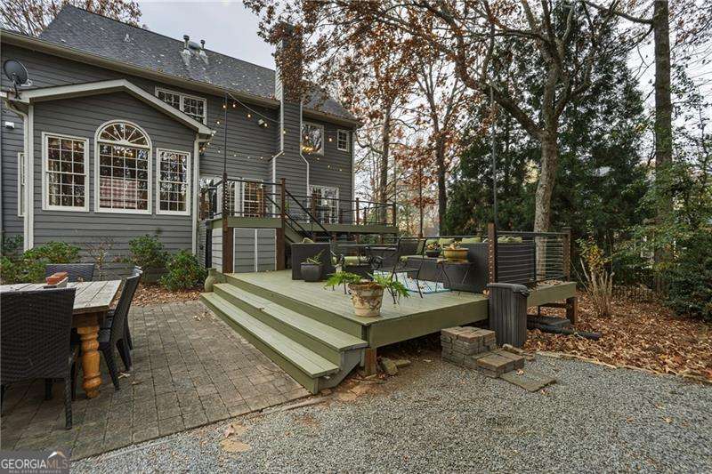 1561 Halisport Lake DR NW