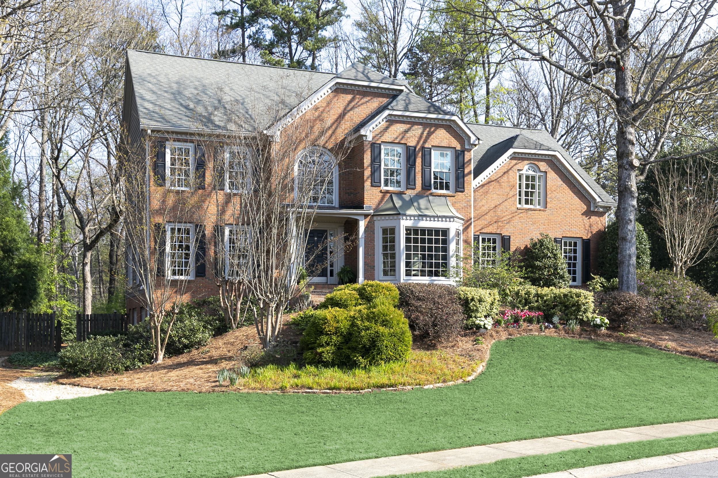 1561 Halisport Lake DR NW