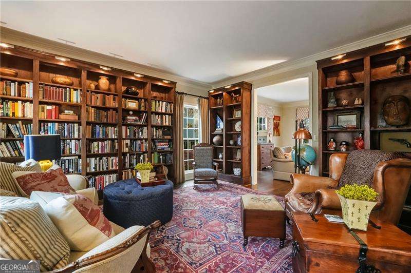 1561 Halisport Lake DR NW