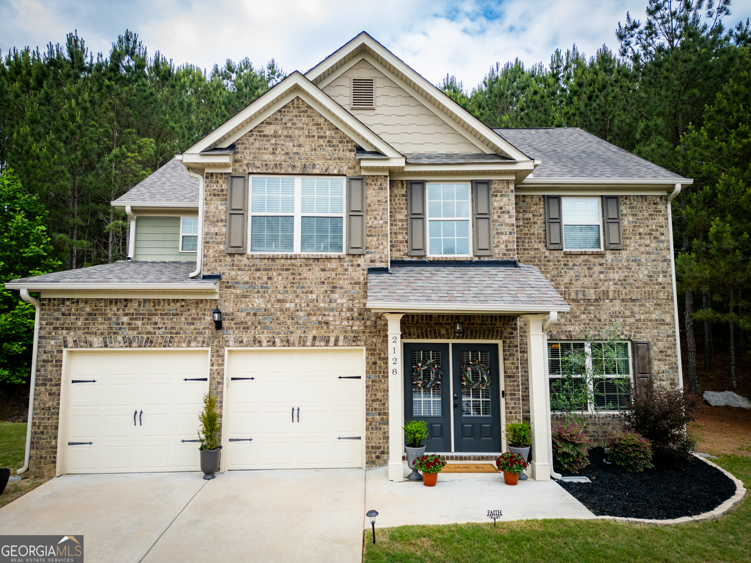 2128 Farmdale CT