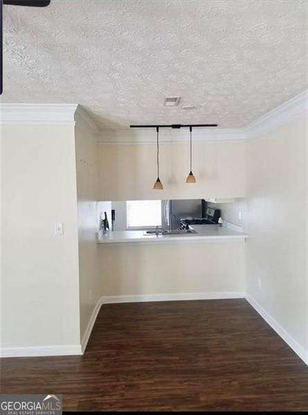 Barrington Hills - Residential Lease