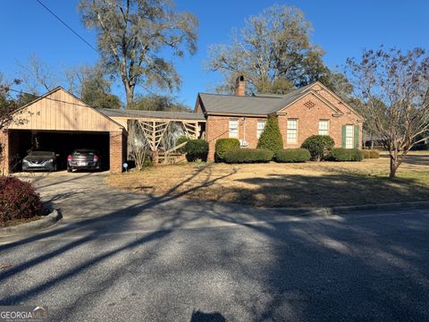 A home in Montezuma