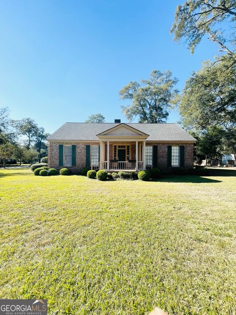 601 Engram ST Montezuma GA 31063