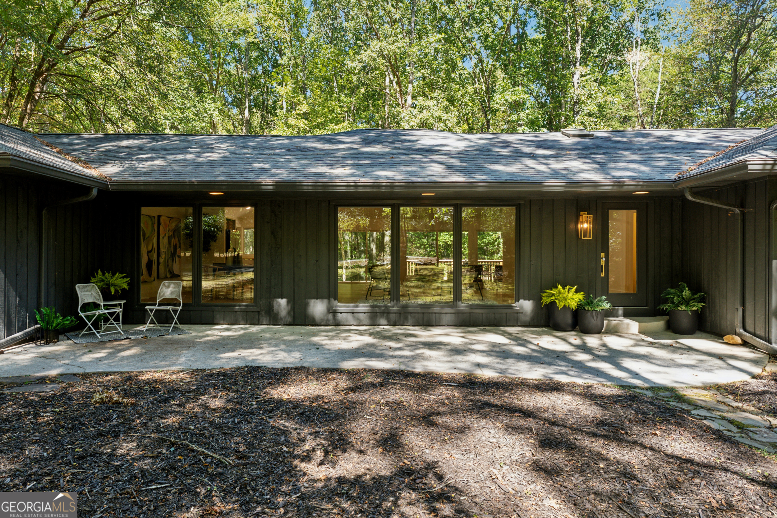 150 Melody LN