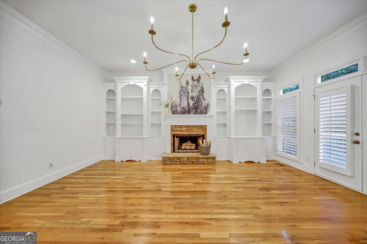 778 Arnold Mill RD