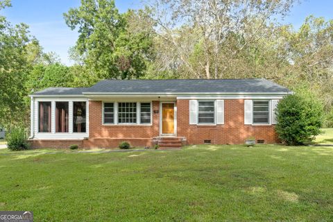 Photo of 544 Franklin Street, Jackson, GA 30233 (MLS # 10617712)