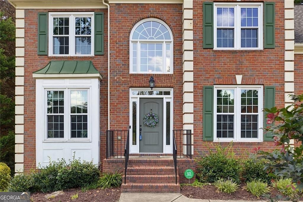 320 Hillside Manor DR