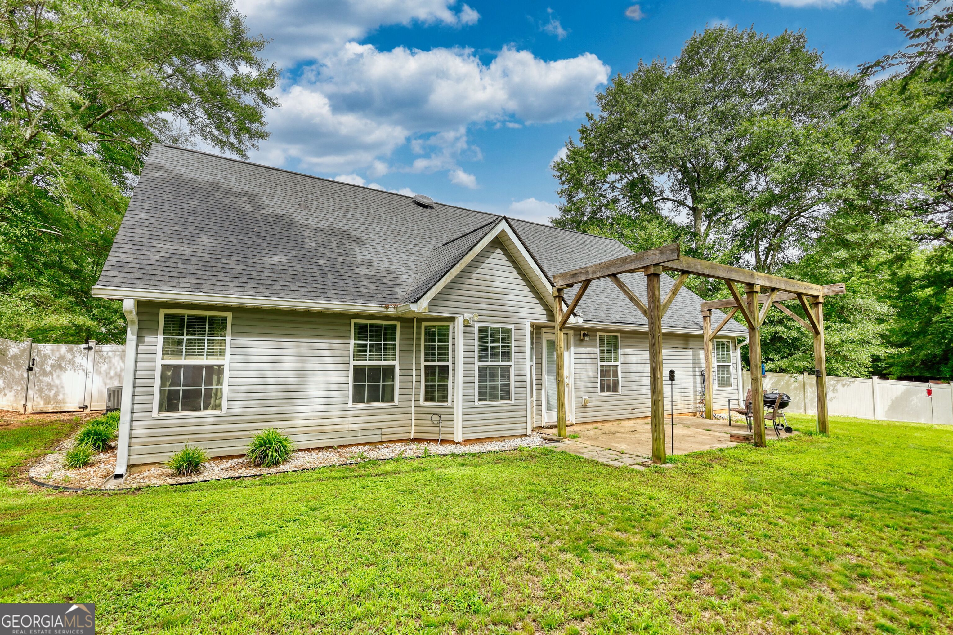 Windsong - Residential