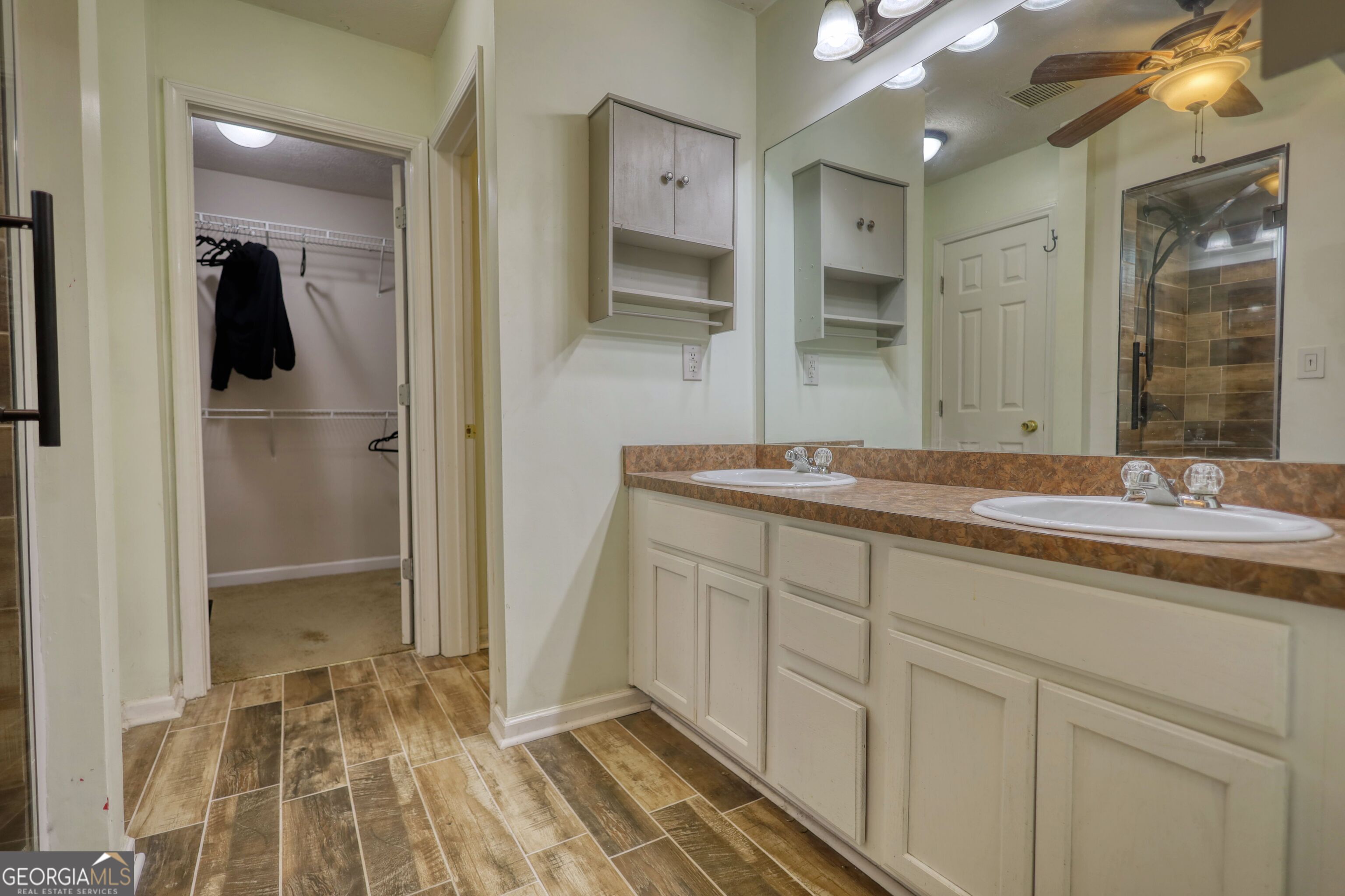 Windsong - Residential