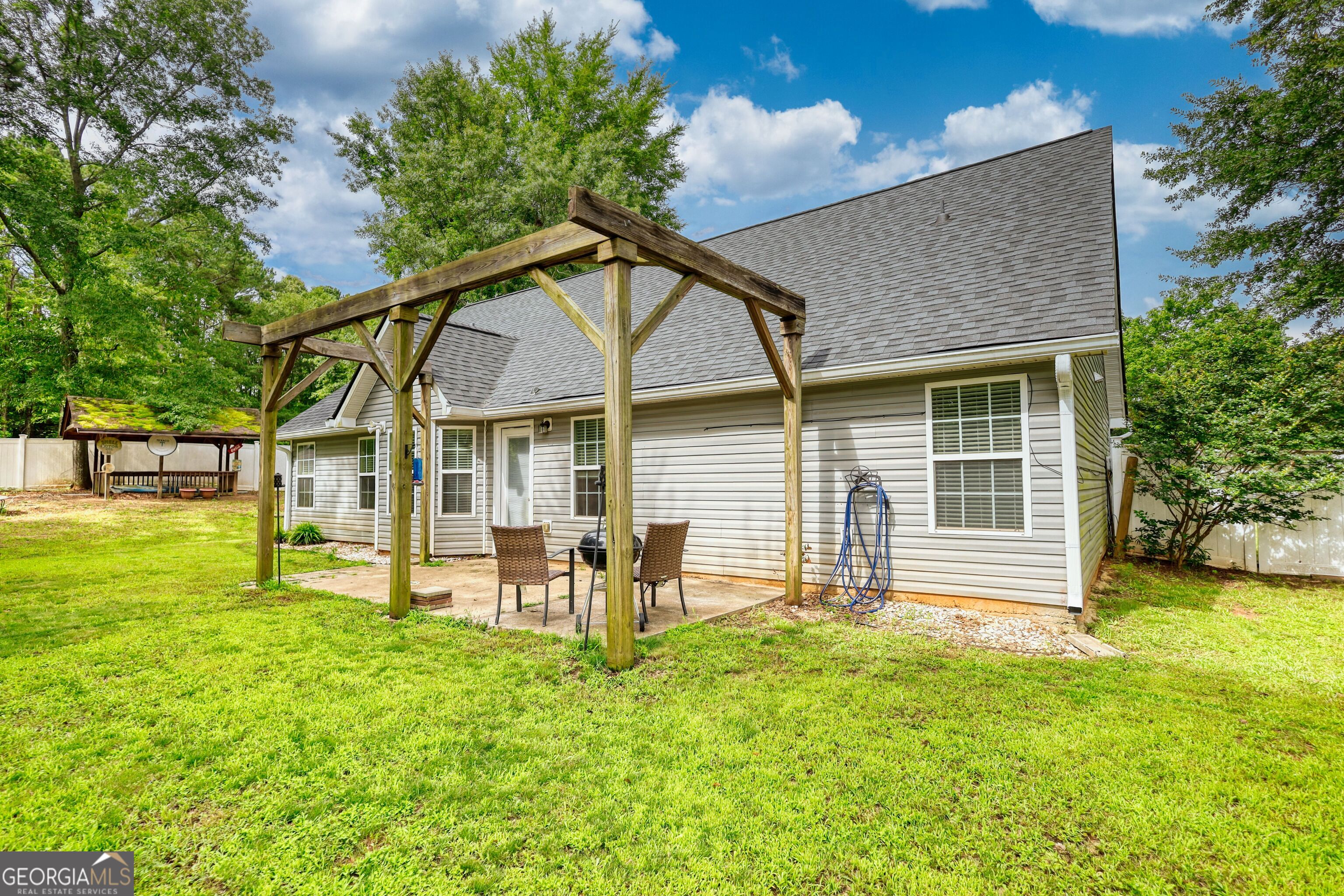 Windsong - Residential