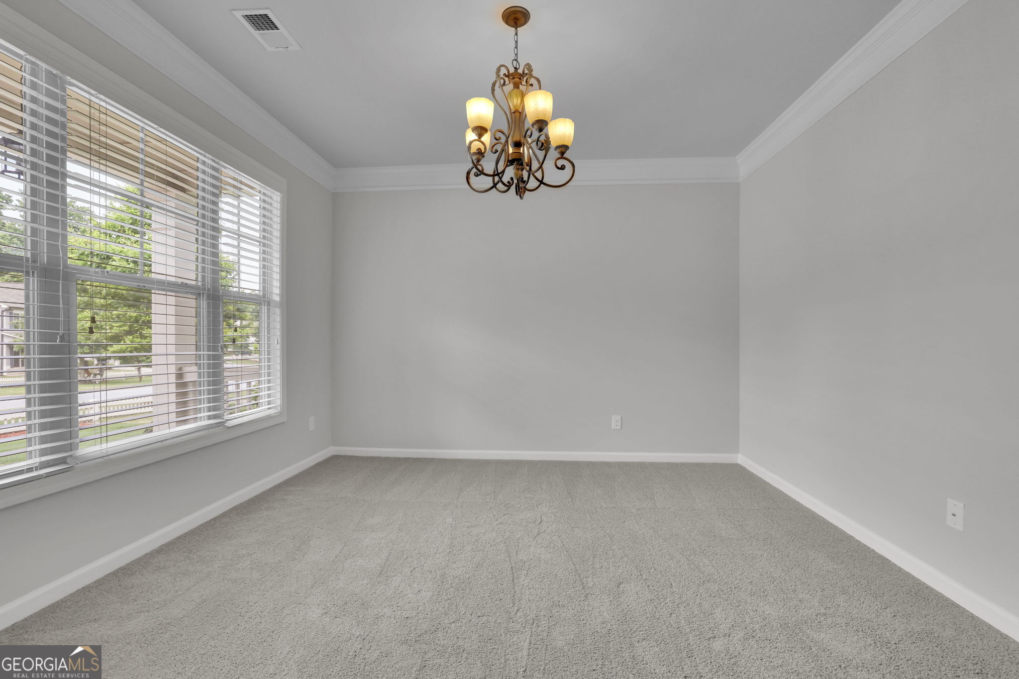 4195 Mossy LN