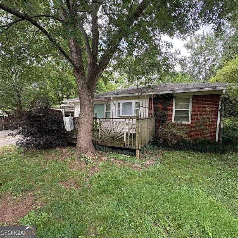 623 Dunton CIR SE
