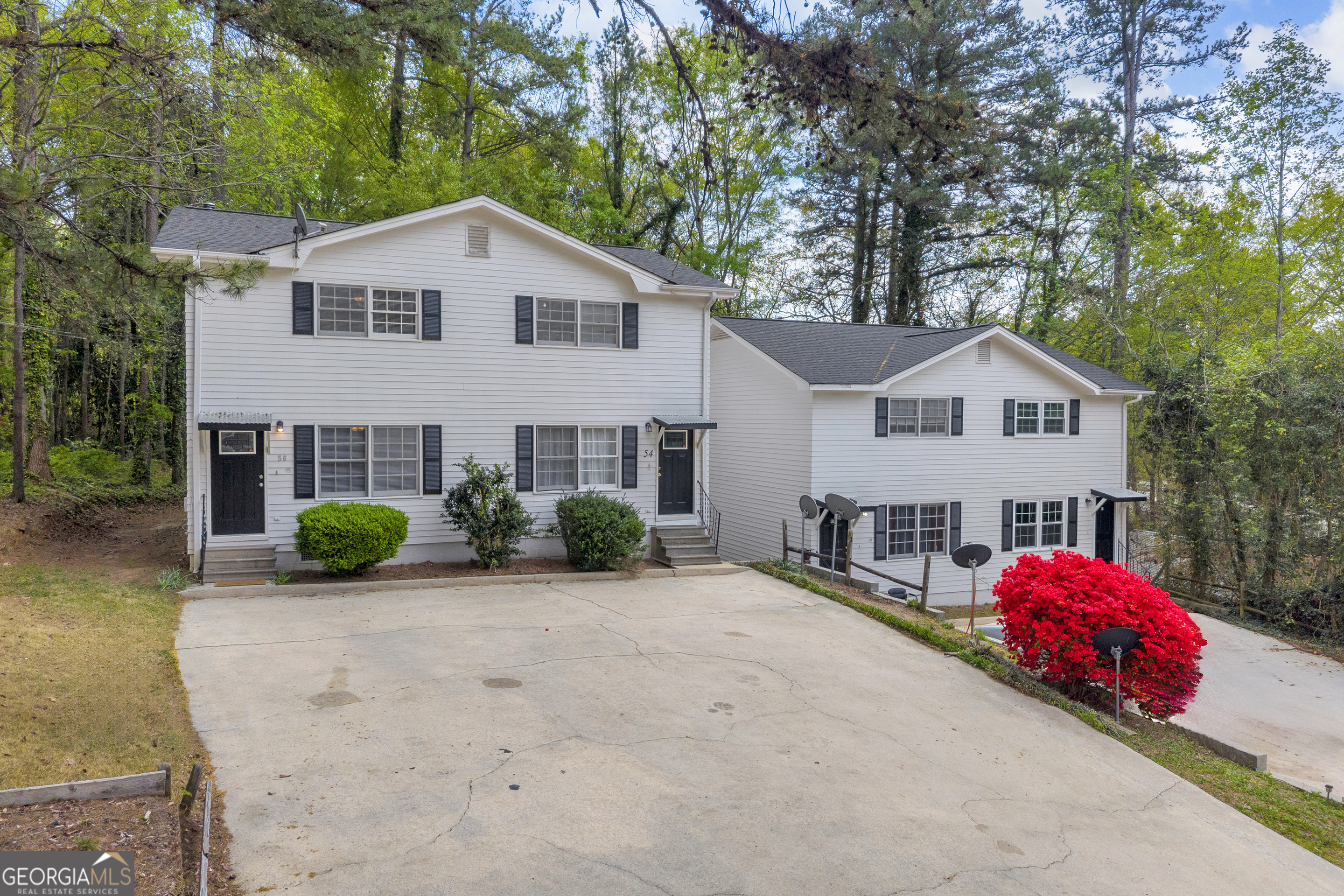 42,44,54,56 Greenwood CIR