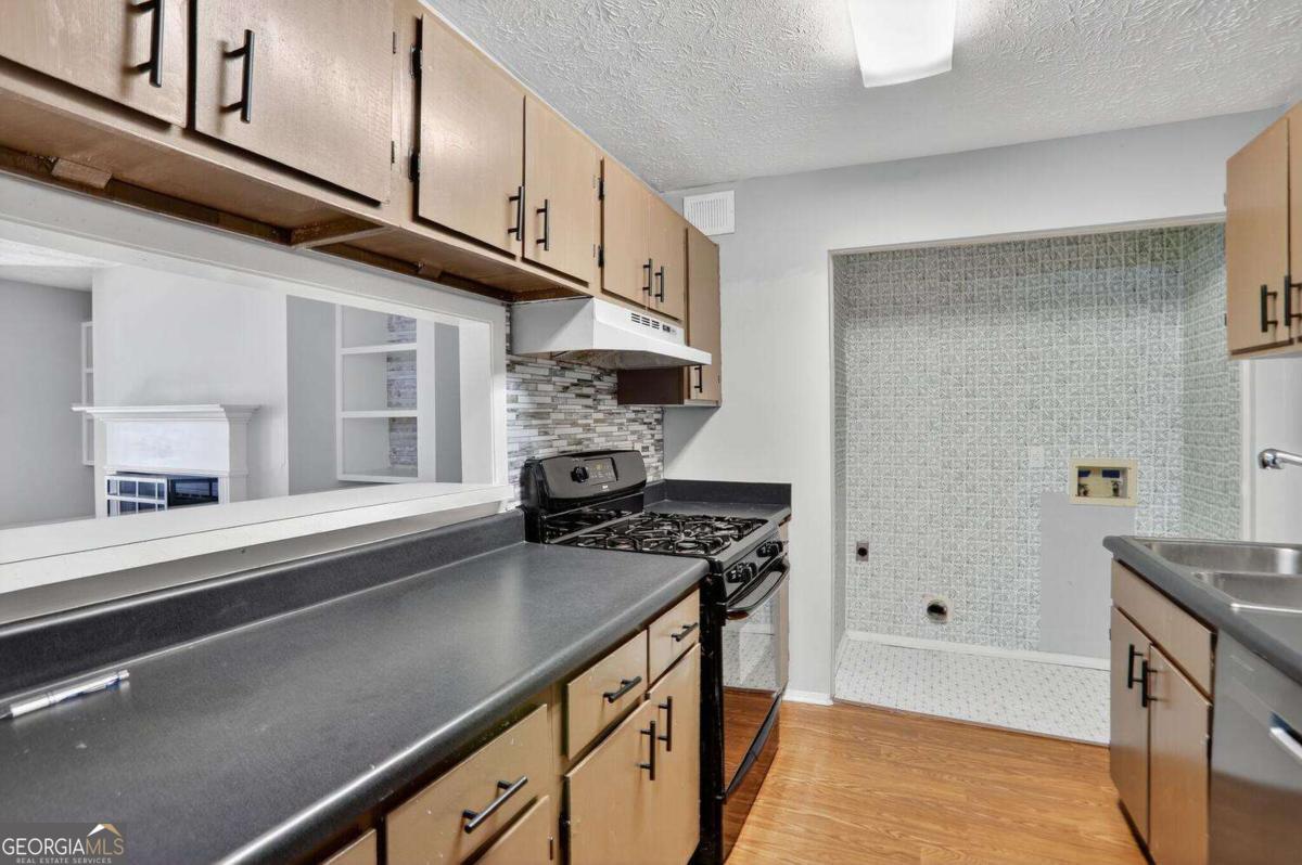 Chimney Trace - Residential