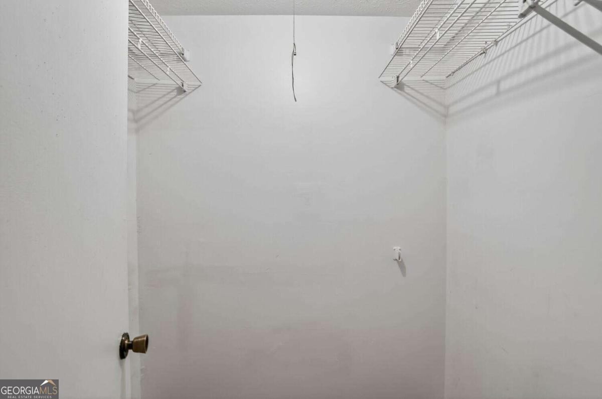 Chimney Trace - Residential