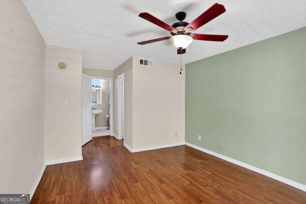 Chimney Trace - Residential