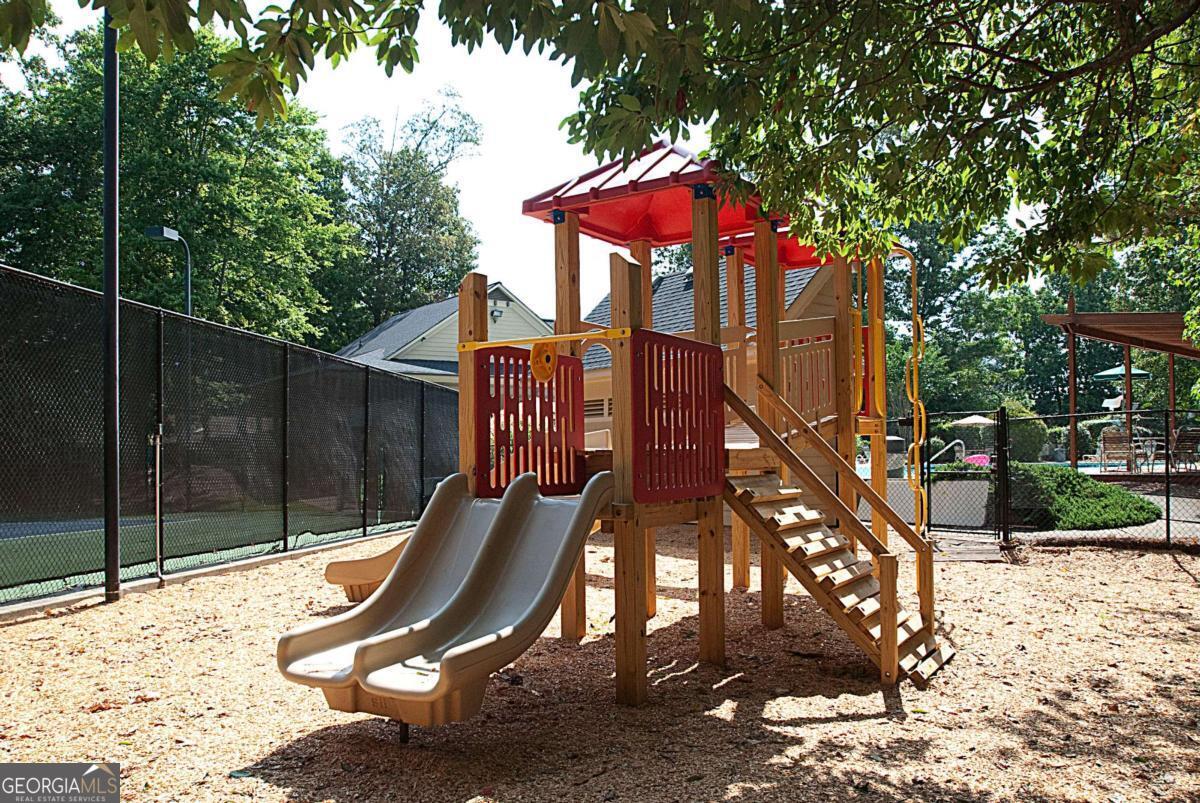 Crabapple Chase - Residential