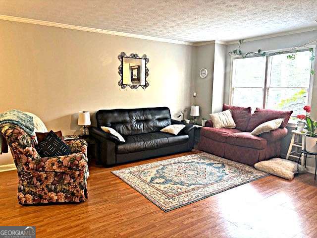 935 Baxter ST 6