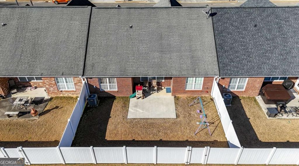 Photo of 219 Regency Lane SW, Calhoun, GA 30701 (MLS # 10674331)