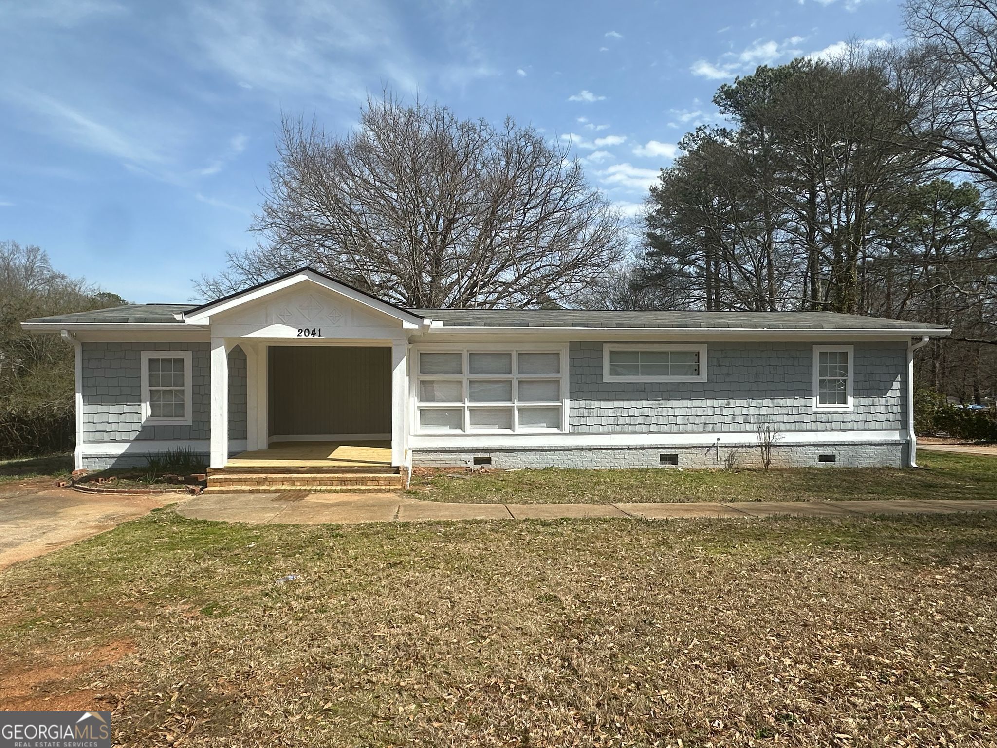 Welcome to 2041 Olive Springs Road SE, Marietta, Georgia 30060Coa property that embodies the perfect blend of comfort, convenience, and community. Nestled in the heart of Marietta, this home offers an unparalleled living experience in one of Georgia's most cherished locales. This property consists in 3 full bedrooms and 2 full bathrooms with a lot of natural lighting, with an exception prime Location: Situated in the Olive Springs neighborhood, this property boasts a strategic location that caters to both tranquility and accessibility. Residents enjoy proximity to major highways like I-75, facilitating effortless commutes to Atlanta and surrounding areas. The nearby Smyrna Market Village and Marietta Square provide a plethora of dining, shopping, and entertainment options, ensuring that leisure and lifestyle needs are met with ease. Families will appreciate the top-tier educational institutions serving the area. Marietta City Schools is an International Baccalaureate World School district, offering comprehensive programs from elementary through high school. The district's commitment to academic excellence ensures that students receive a well-rounded and globally minded education. For outdoor enthusiasts, the proximity to Kennesaw Mountain National Battlefield Park provides ample opportunities for hiking, picnicking, and exploring Civil War history. Additionally, Six Flags White Water offers family-friendly aquatic adventures just a short drive away. 2041 Olive Springs Road SE is more than just a property; it's an invitation to experience the best of Marietta living. With its prime location, vibrant community, excellent schools, abundant recreational options, economic vitality, and culinary richness, this home offers a lifestyle that is both fulfilling and engaging. Don't miss the opportunity to make this exceptional property your new home.