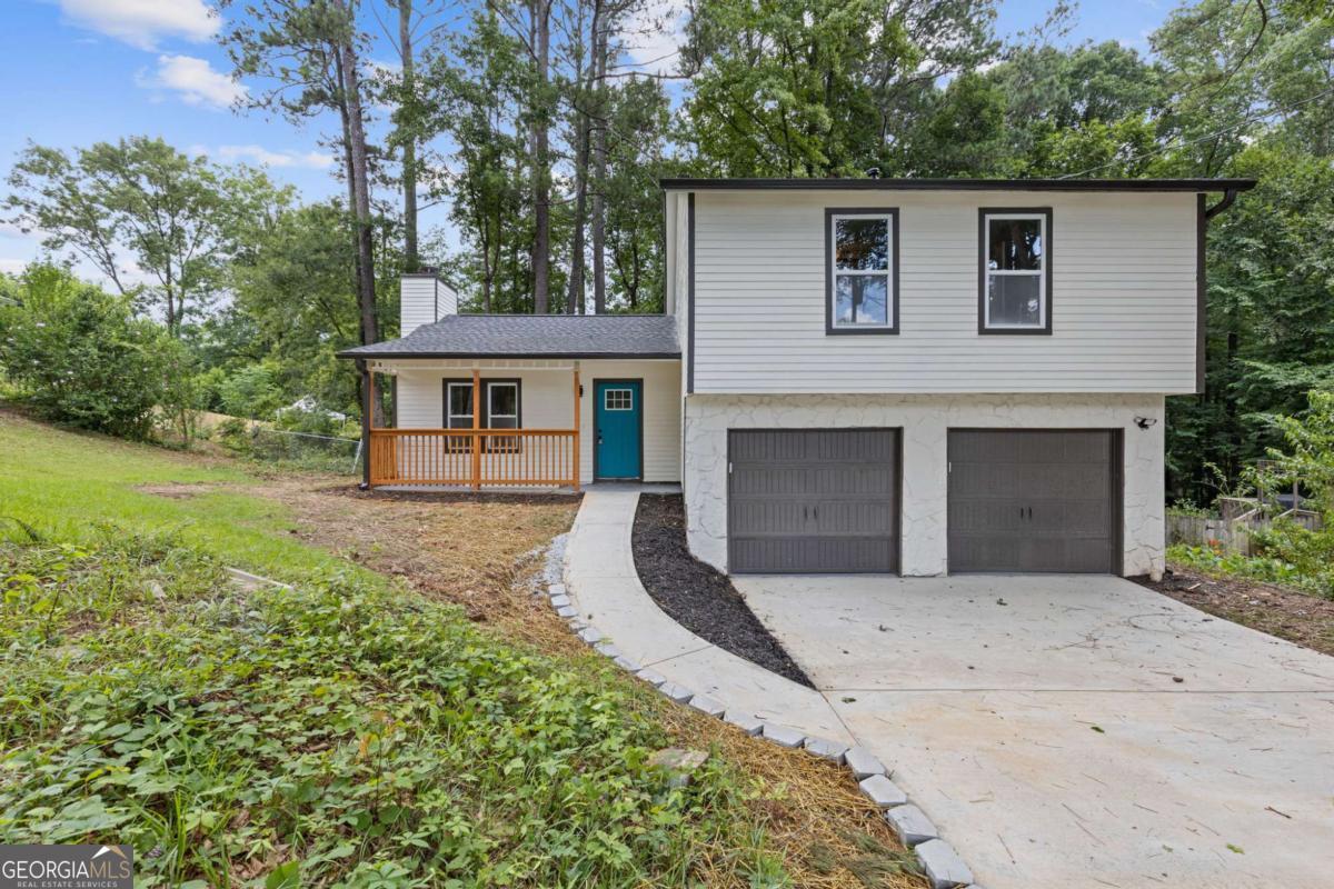 4847 Royal DR