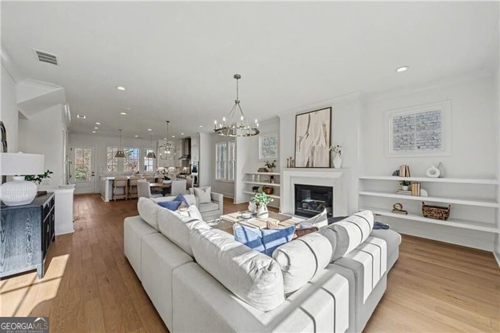 Photo of 245 Mayfair Court, Alpharetta, GA 30009 (MLS # 10676915)