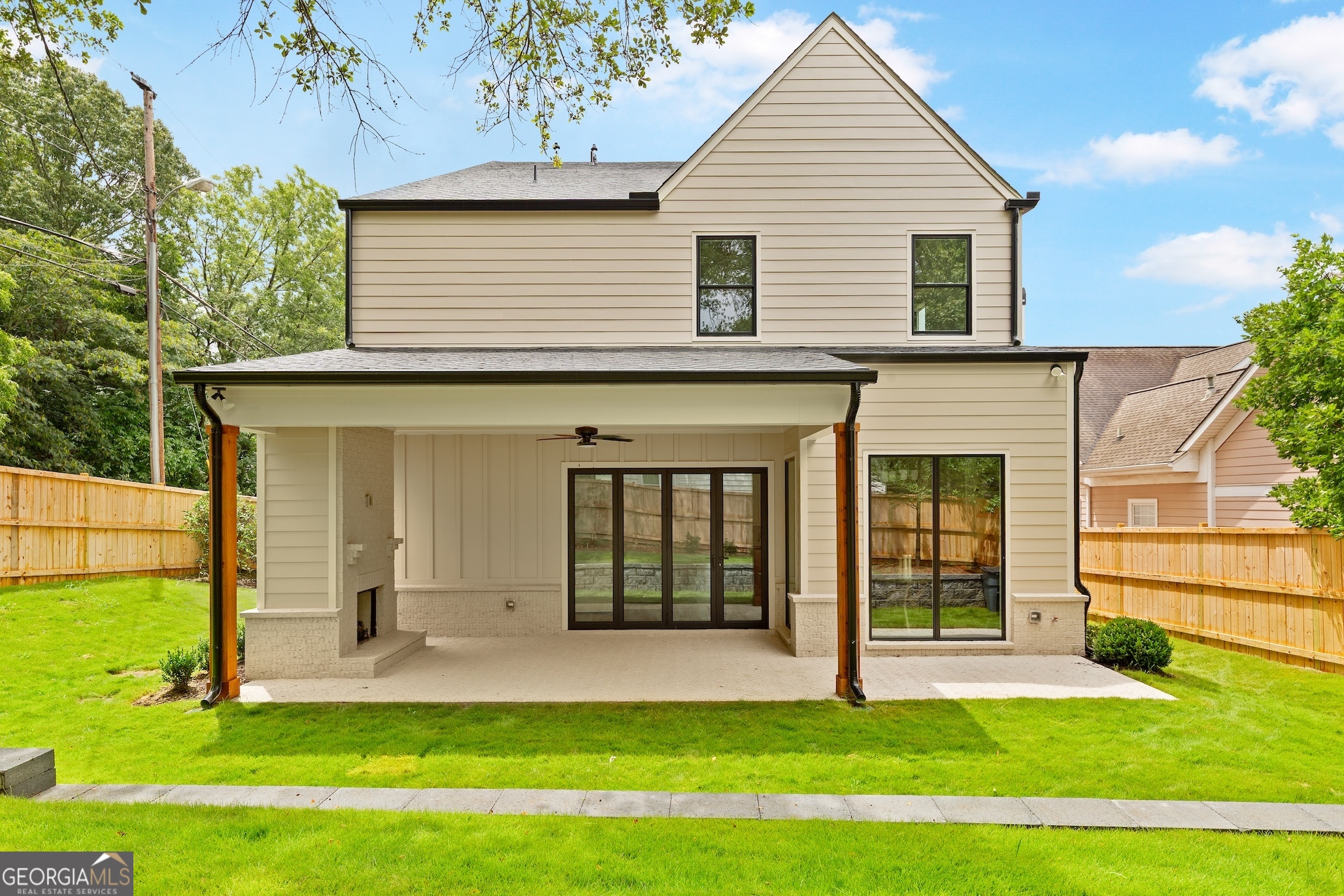 504 Barrington DR