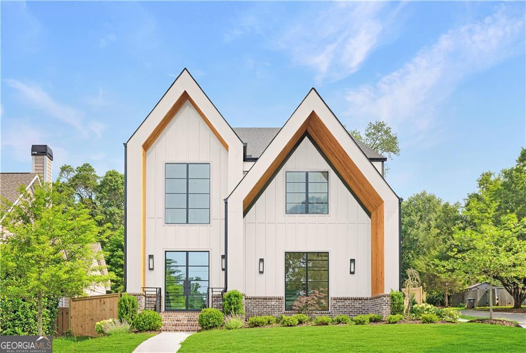 504 Barrington DR