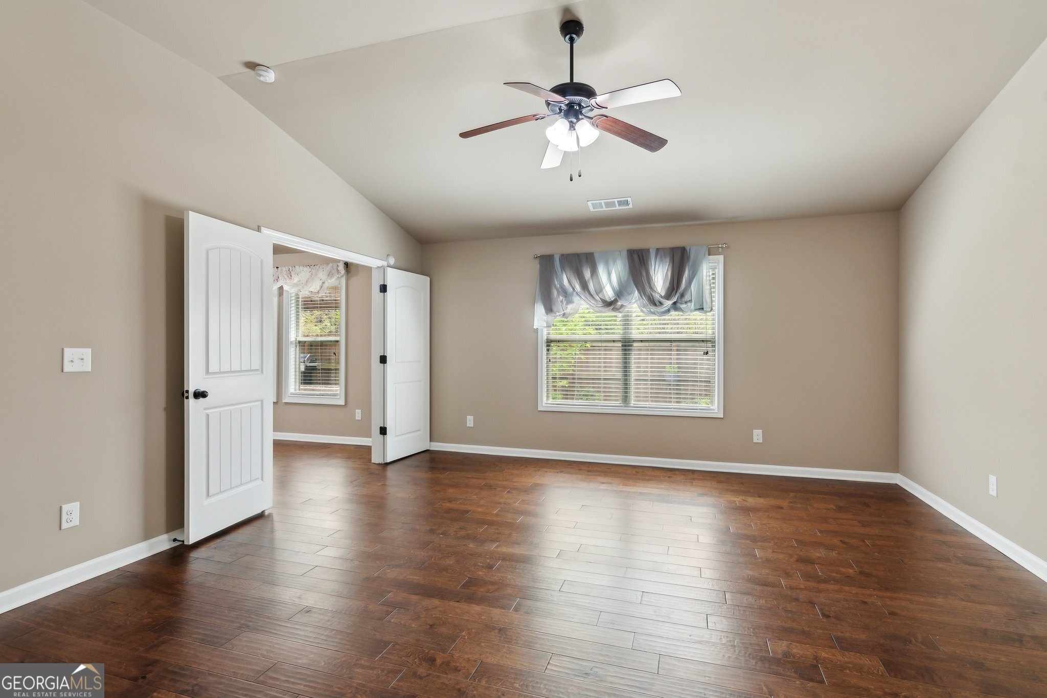 Cumming, Georgia 30028, United States, 4 Bedrooms Bedrooms, ,2 BathroomsBathrooms,Residential,Active,108268