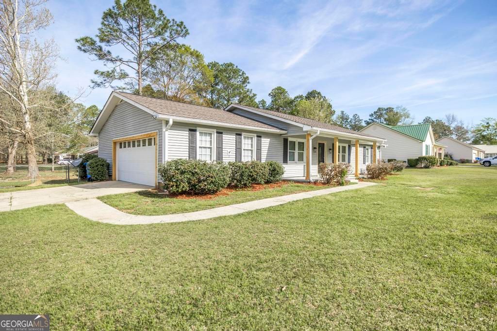 Photo of 119 Whipoorwill Way, Dublin, GA 31021 (MLS # 10780608)