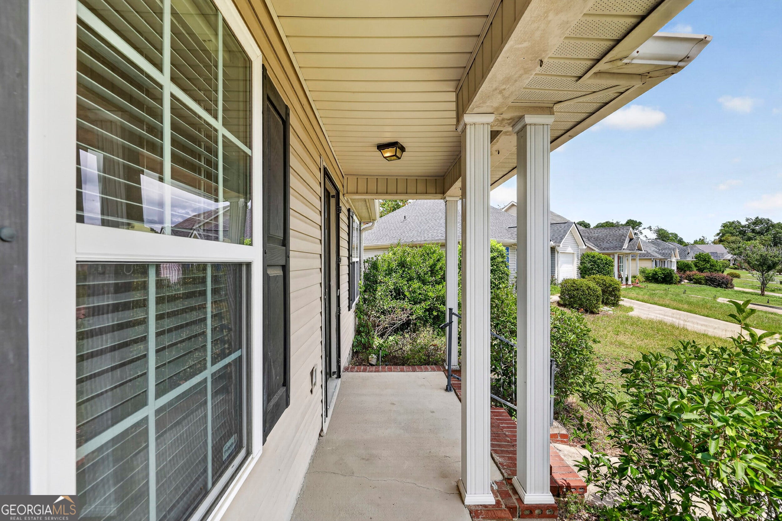 2123 Whitney South DR