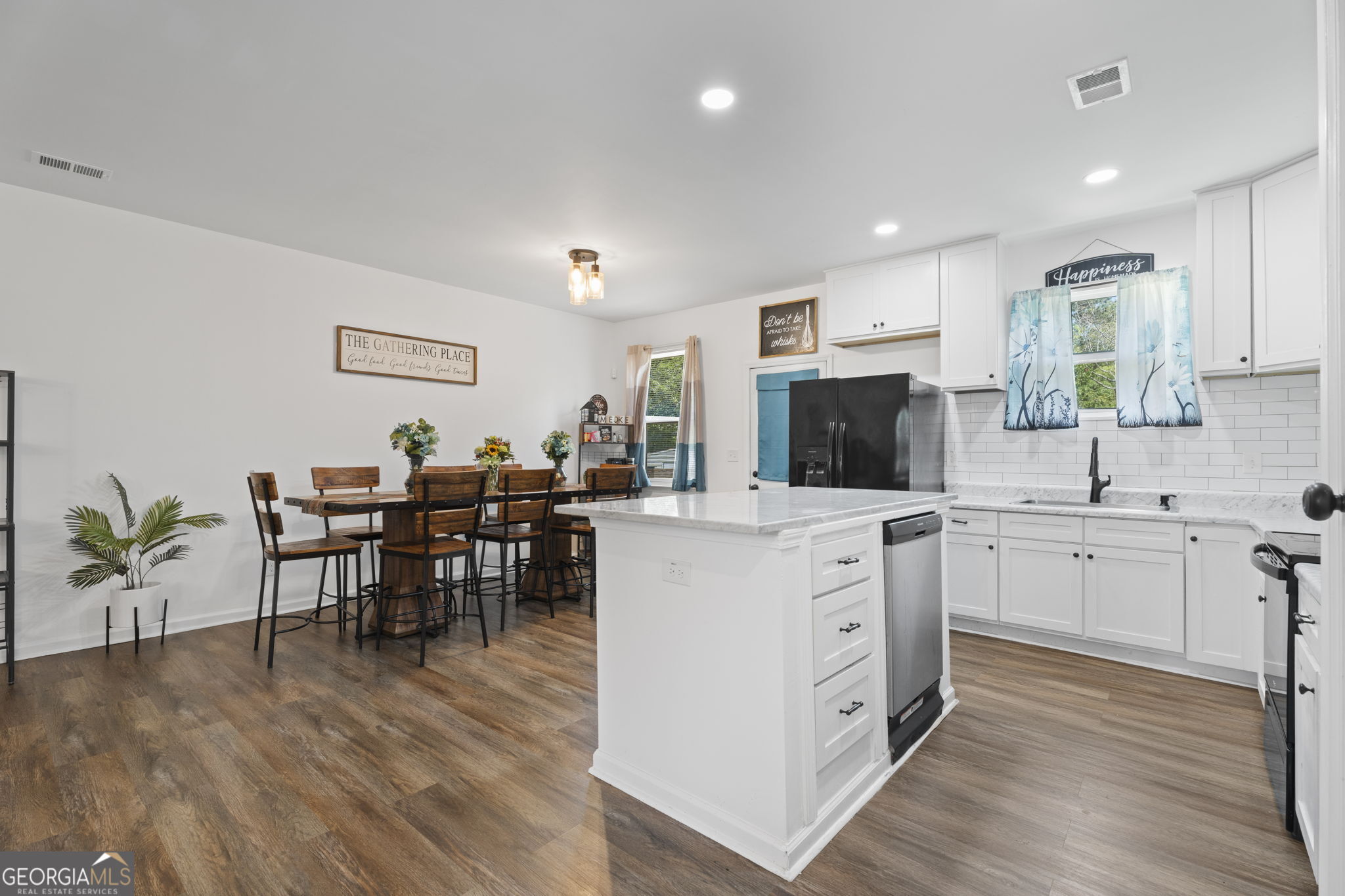8290 San Jose TRL