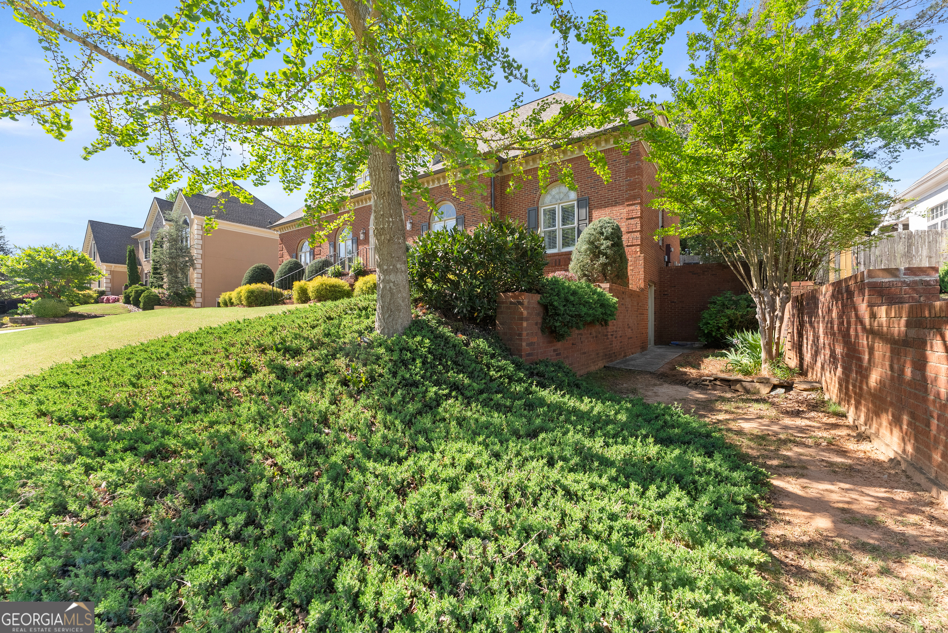 1465 Blyth WALK