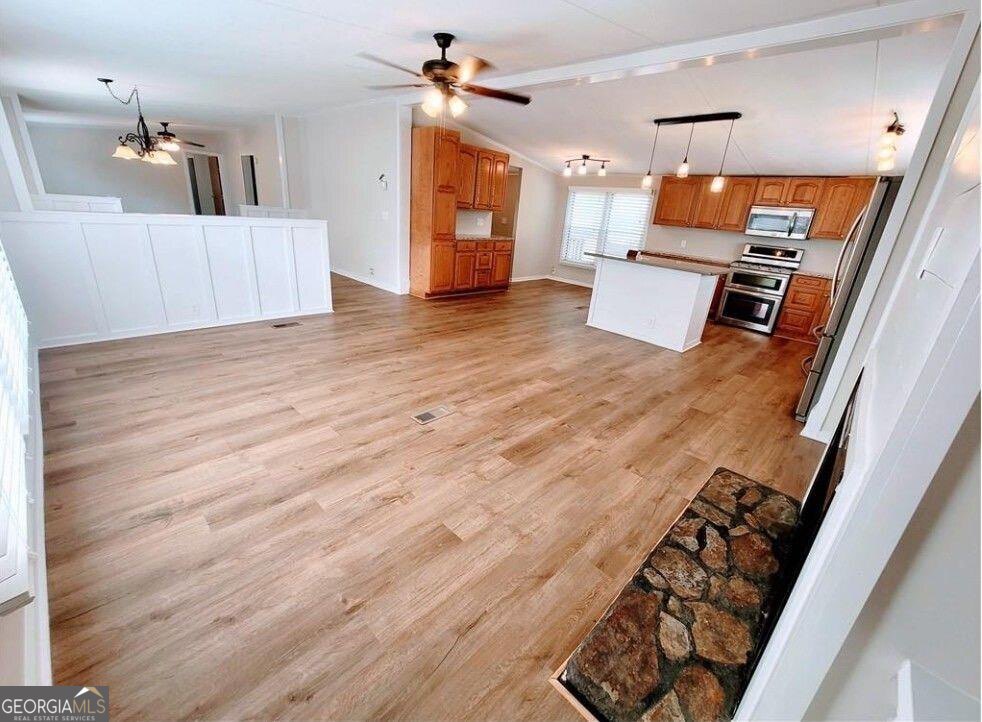 3735 FIR DR