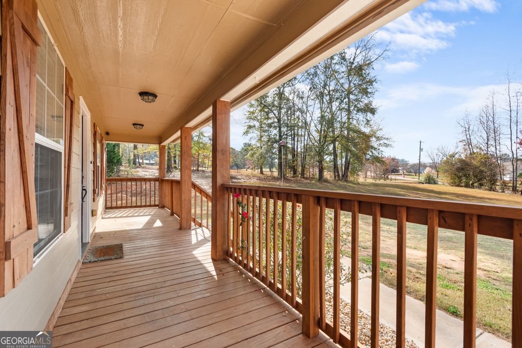 Photo of 140 Carols Lane, Locust Grove, GA 30248 (MLS # 10651347)