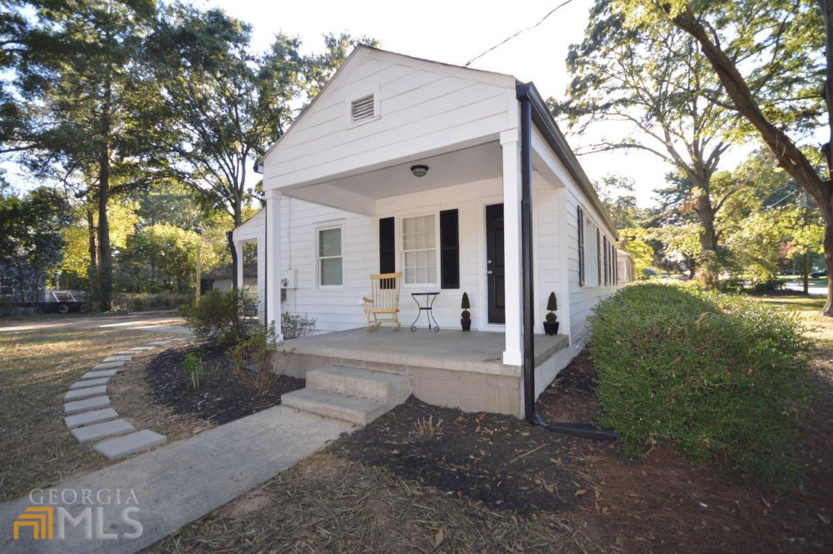 E G Turner - Residential Lease