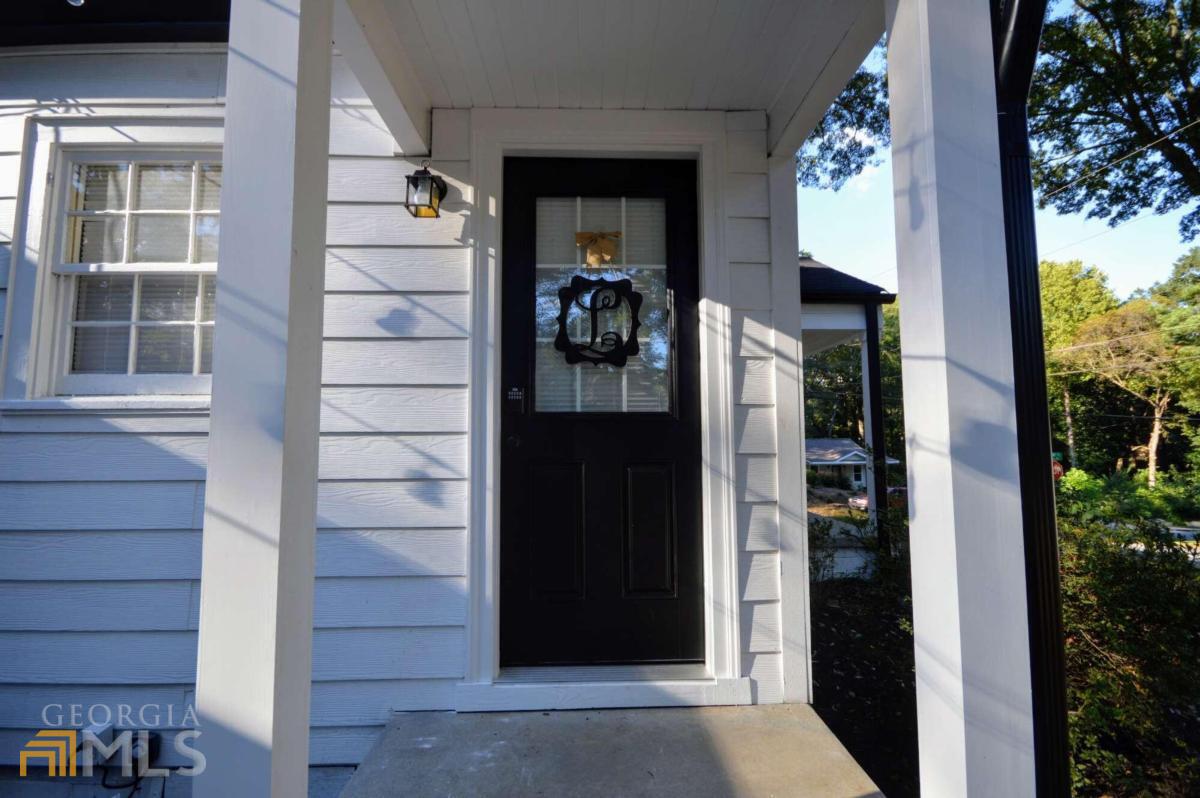 E G Turner - Residential Lease