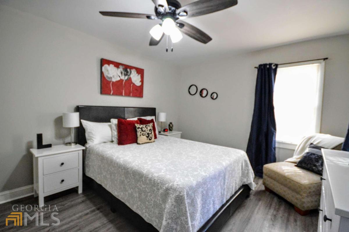 E G Turner - Residential Lease