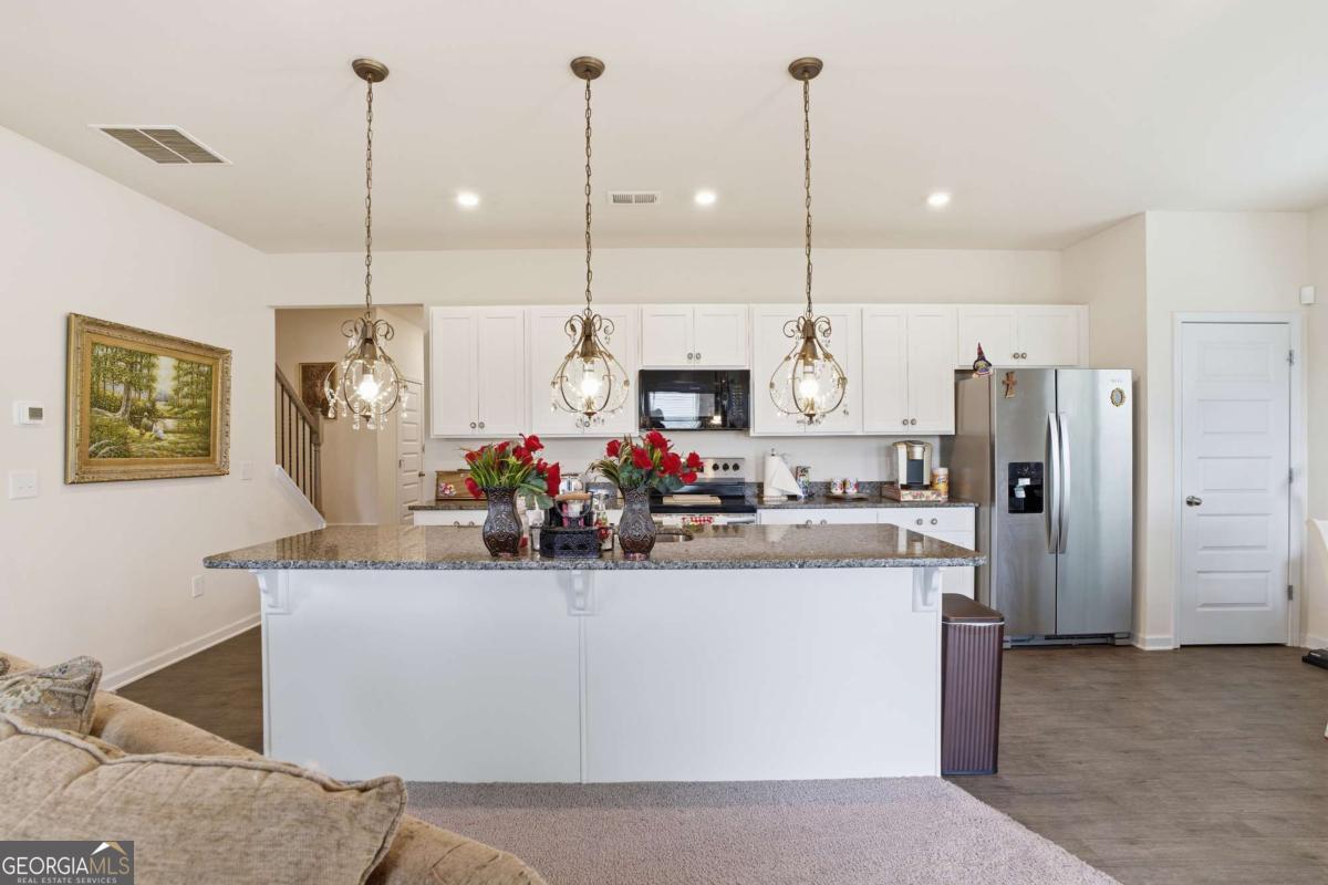 113 Waterside DR