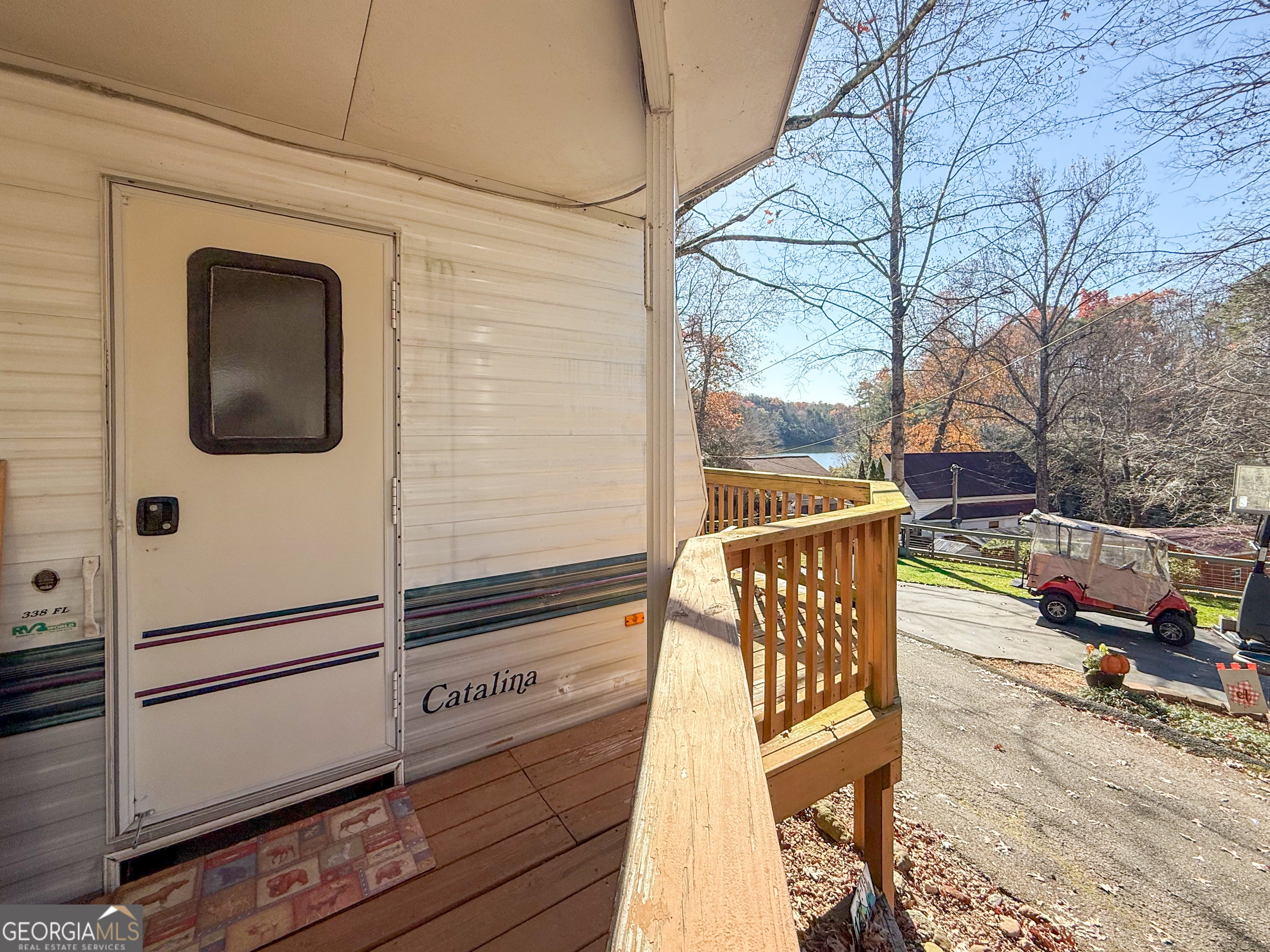 127 Rocky LN