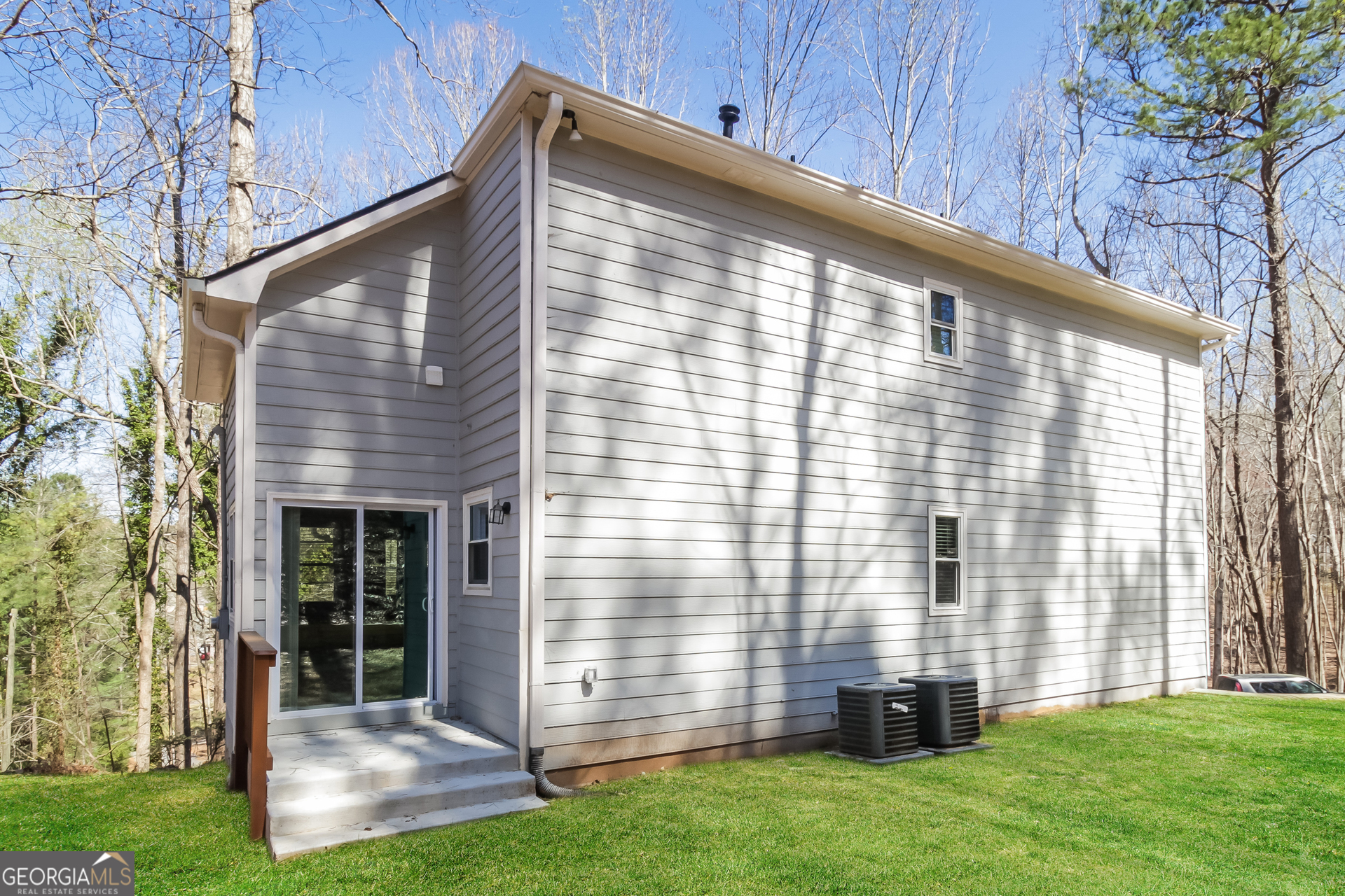 ALLATOONA SHORES - Residential Lease