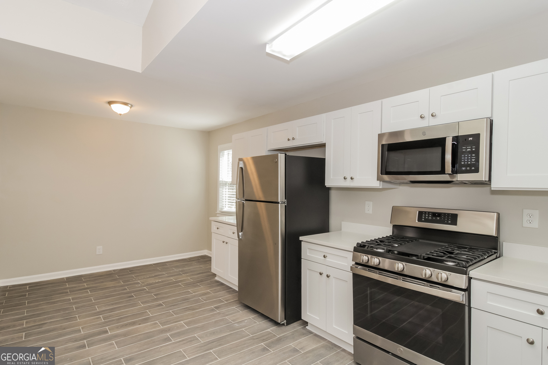 ALLATOONA SHORES - Residential Lease